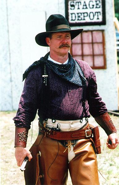 Outlaw Gun Slinger 